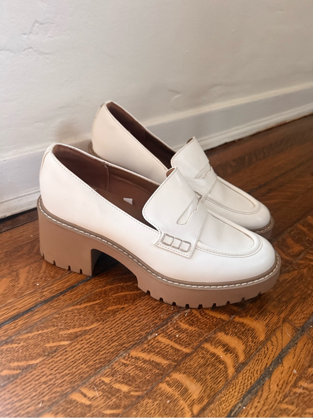 Universal Thread White Loafer with Tan Chunky Platform Heel
